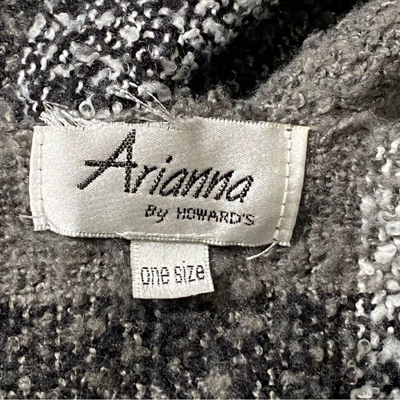 Arianna By Howards Black & Gray Checkered Poncho Women's One Size - Picture 5 of 12